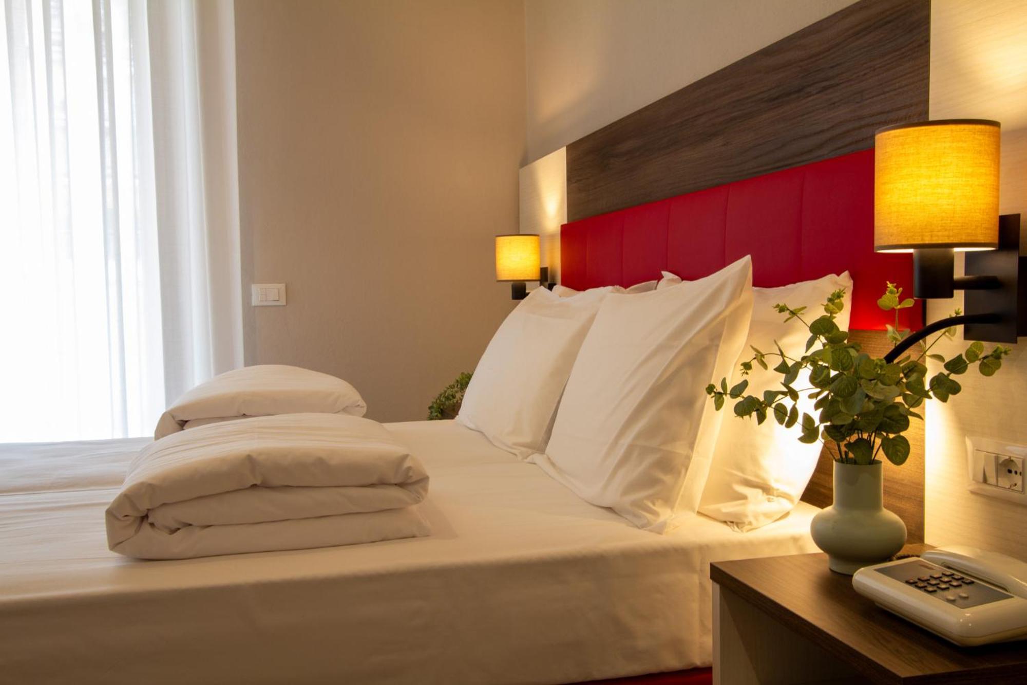 Hotel Benacus 토리델베나코 외부 사진
