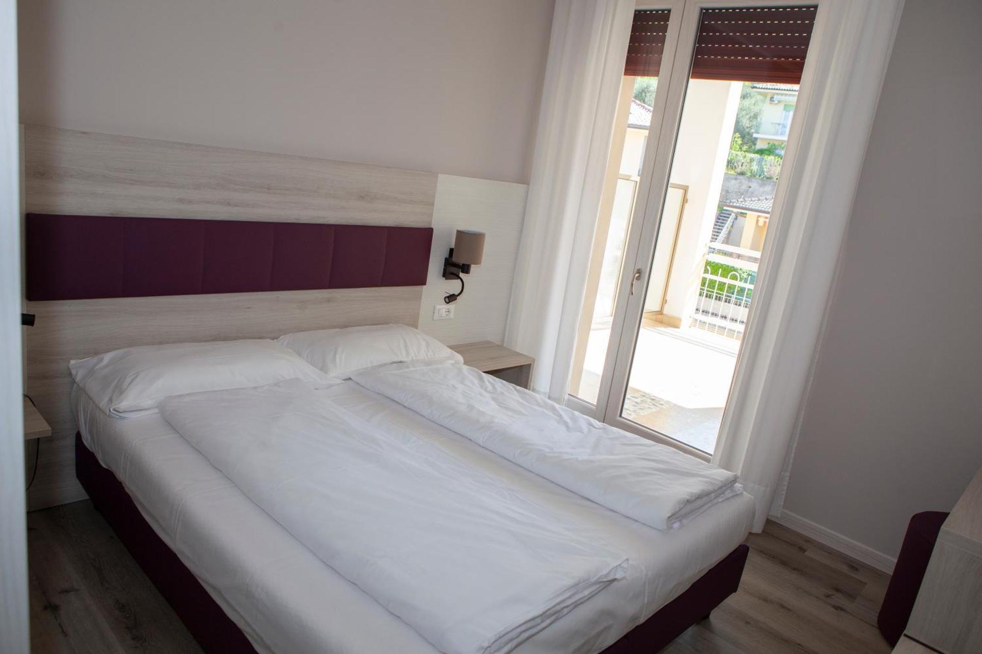 Hotel Benacus 토리델베나코 외부 사진